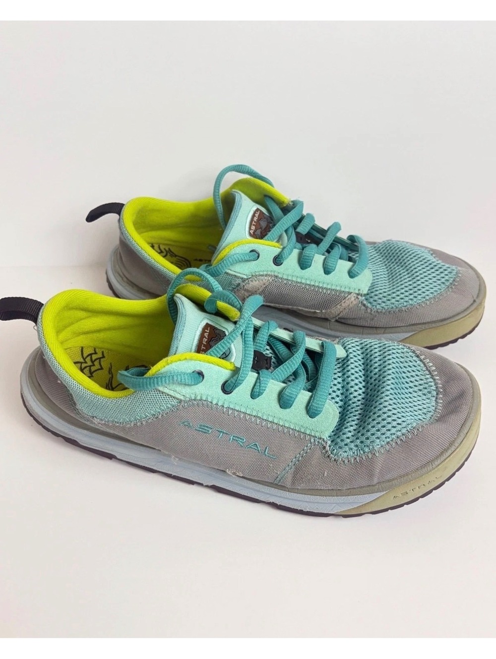 Astral Brewess 2.0 women's shoe size 8.5